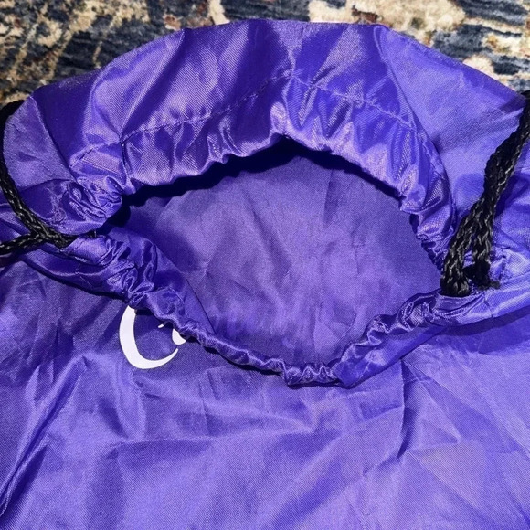 Crown Royal gray short sleeve t-shirt (med), 2 crown bags, 1 glass (4 PC BUNDLE) - Picture 15 of 16